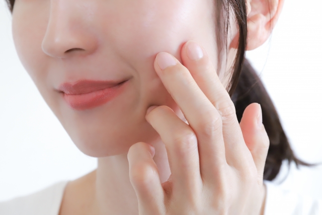ハリ感を感じる女性