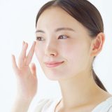 気になる目の下のたるみに！美容医療発想アイパック＆美容液